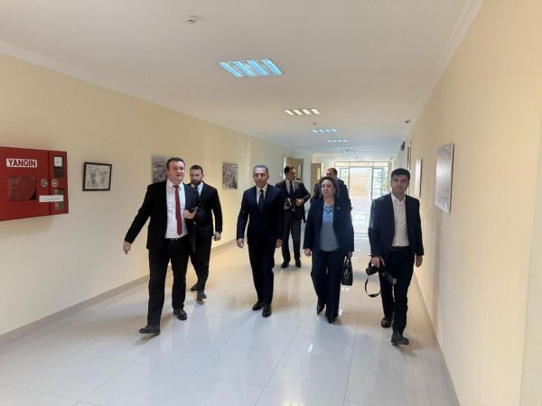 Sumqayıtın deputatları peşə məktəbində olublar - FOTOLAR