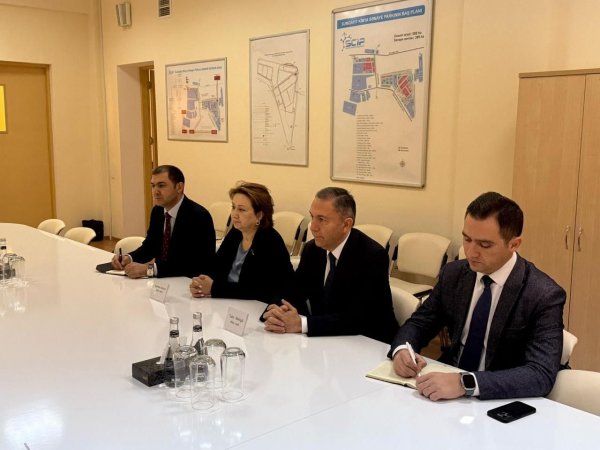 Sumqayıtın deputatları peşə məktəbində olublar - FOTOLAR