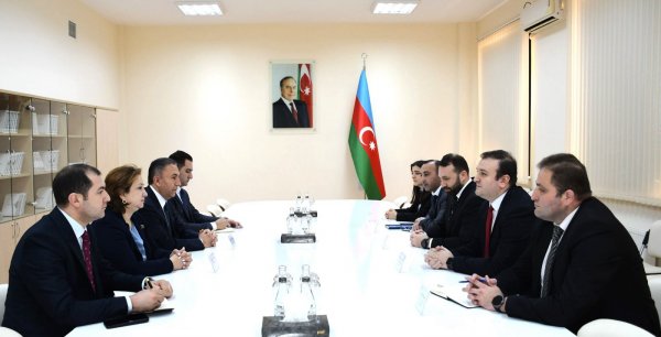 Sumqayıtın deputatları peşə məktəbində olublar - FOTOLAR