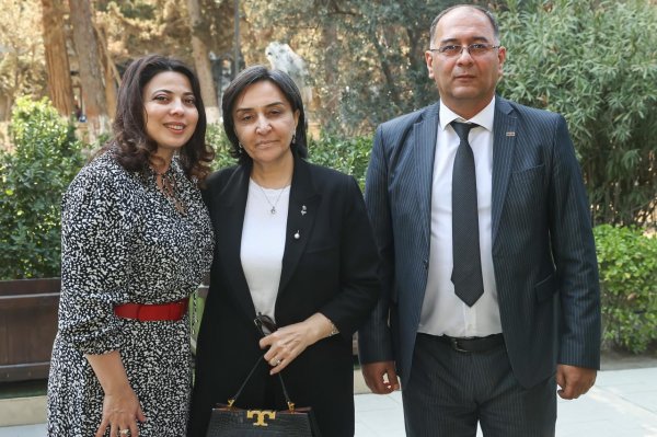 Sumqayıtın deputatı Ramazan bayramını şəhid ailələri ilə birgə keçirdi -VİDEO (FOTOLAR)