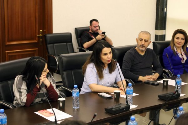 Azərbaycanda hemofiliyalı şəxslərin cəmiyyətə inteqrasiyası müzakirə olunub
