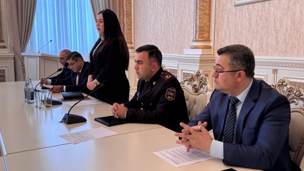 Sumqayıtda məişət zorakılığına məruz qalmış ailələrin övladlarına dair tədbir keçirilib (FOTO)
