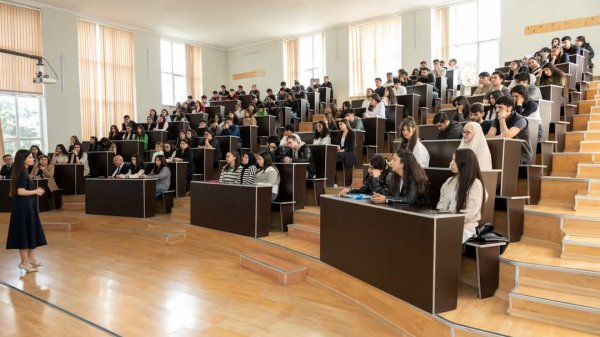 "Regional İnkişaf" İB Sumqayıt gəncləri ilə görüşdü (FOTOLAR)