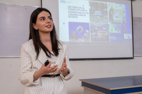 "Regional İnkişaf" İB Sumqayıt gəncləri ilə görüşdü (FOTOLAR)