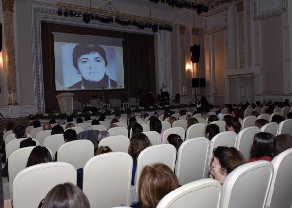 Sumqayıtda Zərifə Əliyevanın 102 illiyinə həsr olunmuş tədbir keçirildi - FOTOLAR