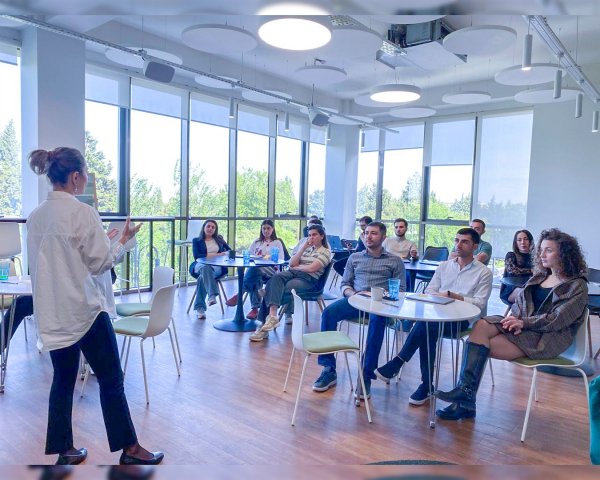 “Insun” Yaşam Mərkəzindən Bolt əməkdaşlarına seminar keçirilib