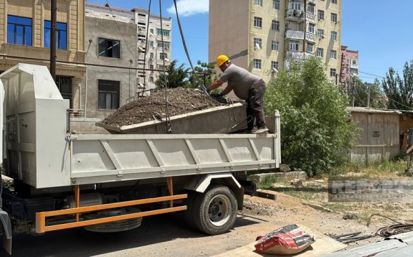 Sumqayıtda iki nəfərin öldüyü partlayış baş verən binanın söküntüsünə başlanılıb
