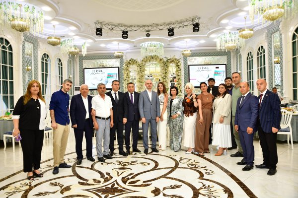 Sumqayıtda Milli Mətbuatın 150 illik yubileyi münasibətilə tədbir keçirilib - FOTOLAR