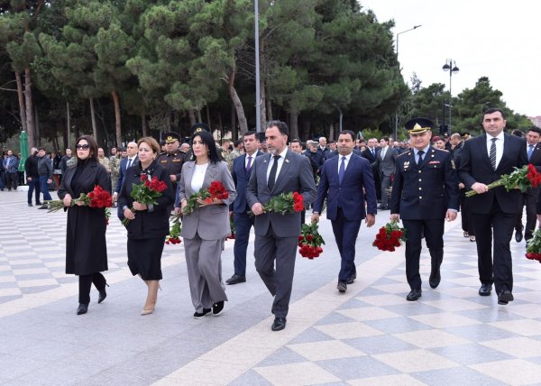 Sumqayıtda 27 Sentyabr – Anım Günü münasibətilə şəhidlərin xatirəsi yad edilib