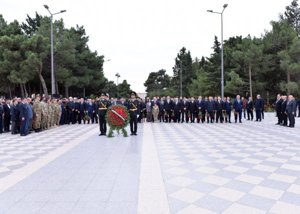 Sumqayıtda 27 Sentyabr – Anım Günü münasibətilə şəhidlərin xatirəsi yad edilib