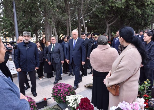 Sumqayıtda 27 Sentyabr – Anım Günü münasibətilə şəhidlərin xatirəsi yad edilib