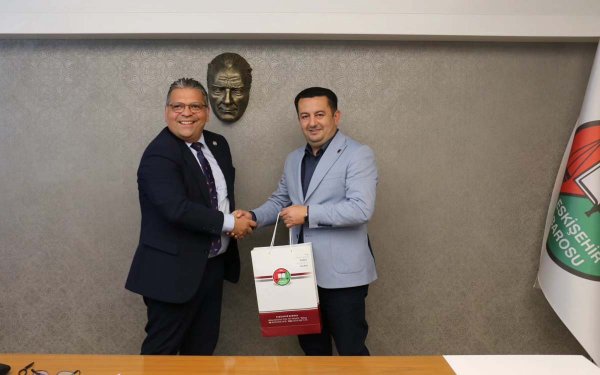 Sumqayıt Regional Vəkil Bürosunun müdiri Anar Qasımlı Eskişehirdə görüşlər keçirib