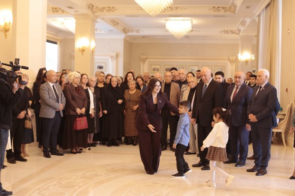 Sumqayıtda deputatın təşəbbüsü ilə "Zəfərin Rəngi" tədbiri keçirildi (FOTO)