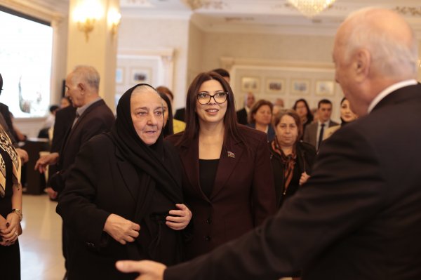 Sumqayıtda deputatın təşəbbüsü ilə "Zəfərin Rəngi" tədbiri keçirildi (FOTO)