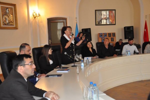 Gülər Coşqunsoy : “Ulu Röya Yolunda”