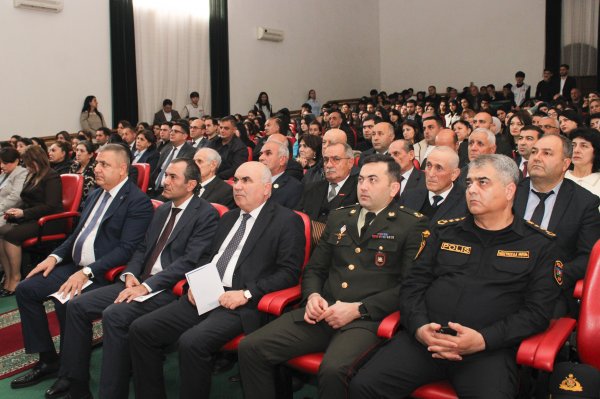 Mingəçevir Dövlət Universitetində Konstitusiya Gününə həsr olunmuş konfrans keçirilib