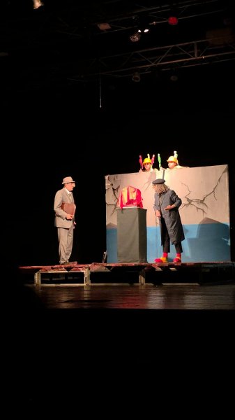 Sumqayıt Teatrı Rus Dram Teatrında "Qaravəlli" tamaşası ilə çıxış etdi (FOTO)