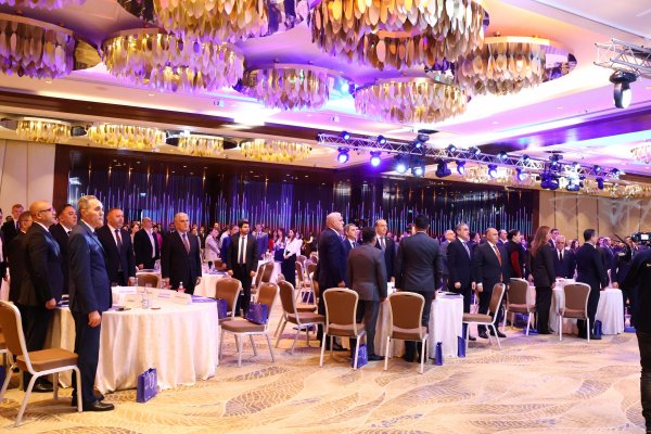 Mingəçevir Dövlət Universitetinin rektoru Anar Eminov “Gələcəyin Peşələri Sammiti”ndə iştirak edib