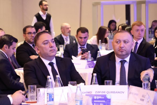 Mingəçevir Dövlət Universitetinin rektoru Anar Eminov “Gələcəyin Peşələri Sammiti”ndə iştirak edib