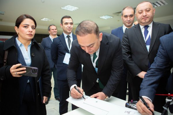 Mingəçevirdə "Davamlı İnkişaf Strategiyası: Qlobal trendlər, milli təcrübələr və yeni hədəflər" adlı beynəlxalq konfrans başlayıb Mingəçevirdə "Davamlı İnkişaf Strategiyası: Qlobal trendlər, milli təcrübələr və yeni hədəflər" adlı beynəlxalq konfrans başlayıb