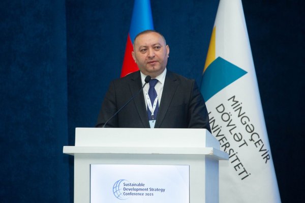 Mingəçevirdə "Davamlı İnkişaf Strategiyası: Qlobal trendlər, milli təcrübələr və yeni hədəflər" adlı beynəlxalq konfrans başlayıb Mingəçevirdə "Davamlı İnkişaf Strategiyası: Qlobal trendlər, milli təcrübələr və yeni hədəflər" adlı beynəlxalq konfrans başlayıb