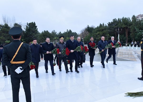 Sumqayıt şəhərində Ümummilli Lider Heydər Əliyevin anım mərasimi keçirilib - FOTOLAR