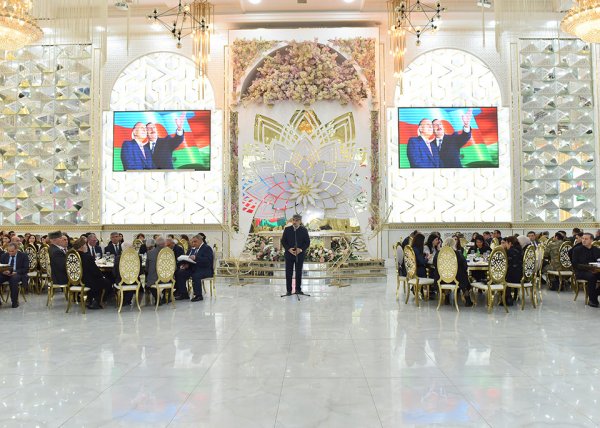 Sumqayıt şəhərində Ümummilli Lider Heydər Əliyevin anım mərasimi keçirilib - FOTOLAR