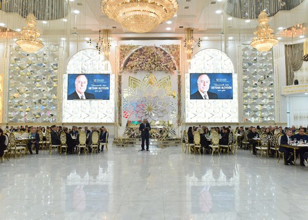 Sumqayıt şəhərində Ümummilli Lider Heydər Əliyevin anım mərasimi keçirilib - FOTOLAR