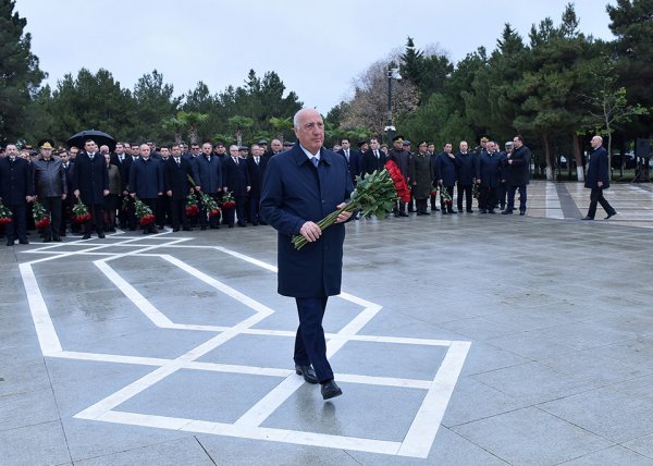 Sumqayıt şəhərində Ümummilli Lider Heydər Əliyevin anım mərasimi keçirilib - FOTOLAR