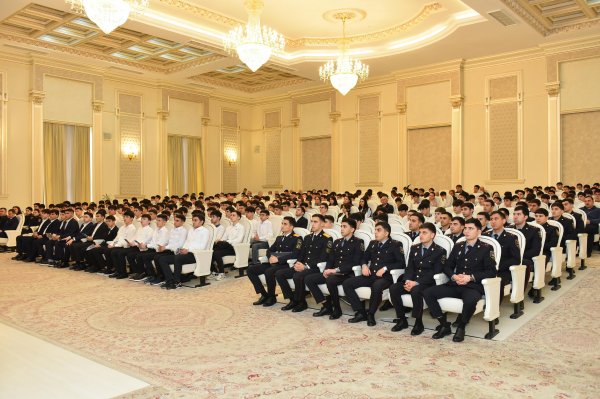 Sumqayıt məktəbliləri polisin xidməti ilə yaxından tanış olublar - VİDEO
