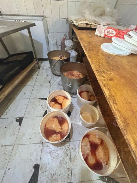 AQTA: Sumqayıtda “Banu” şirniyyat istehsalı müəssisəsində normativ tələblər pozulub