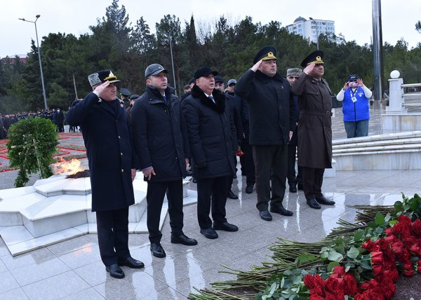 Sumqayıtda 20 Yanvar faciəsinin 36-cı ildönümü ilə əlaqədar anım mərasimi keçirilib - FOTOLAR