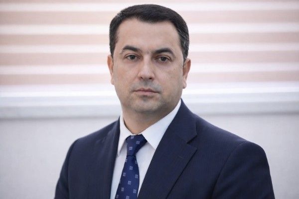 Sumqayıtda işdən çıxarılan idarə rəisinin mülkləri - Siyahı